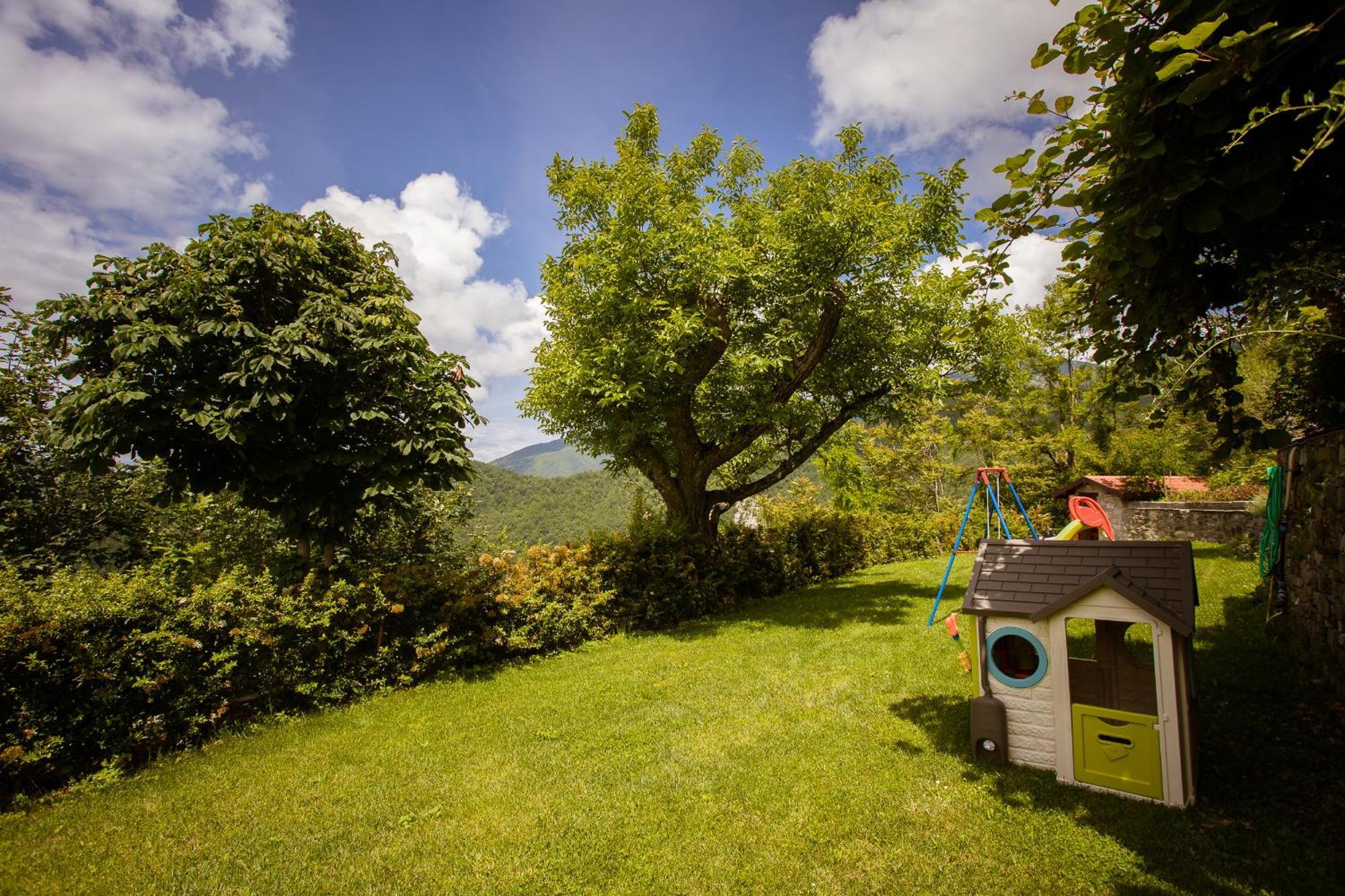 Vivi Luxury Country House Comano  Eksteriør billede