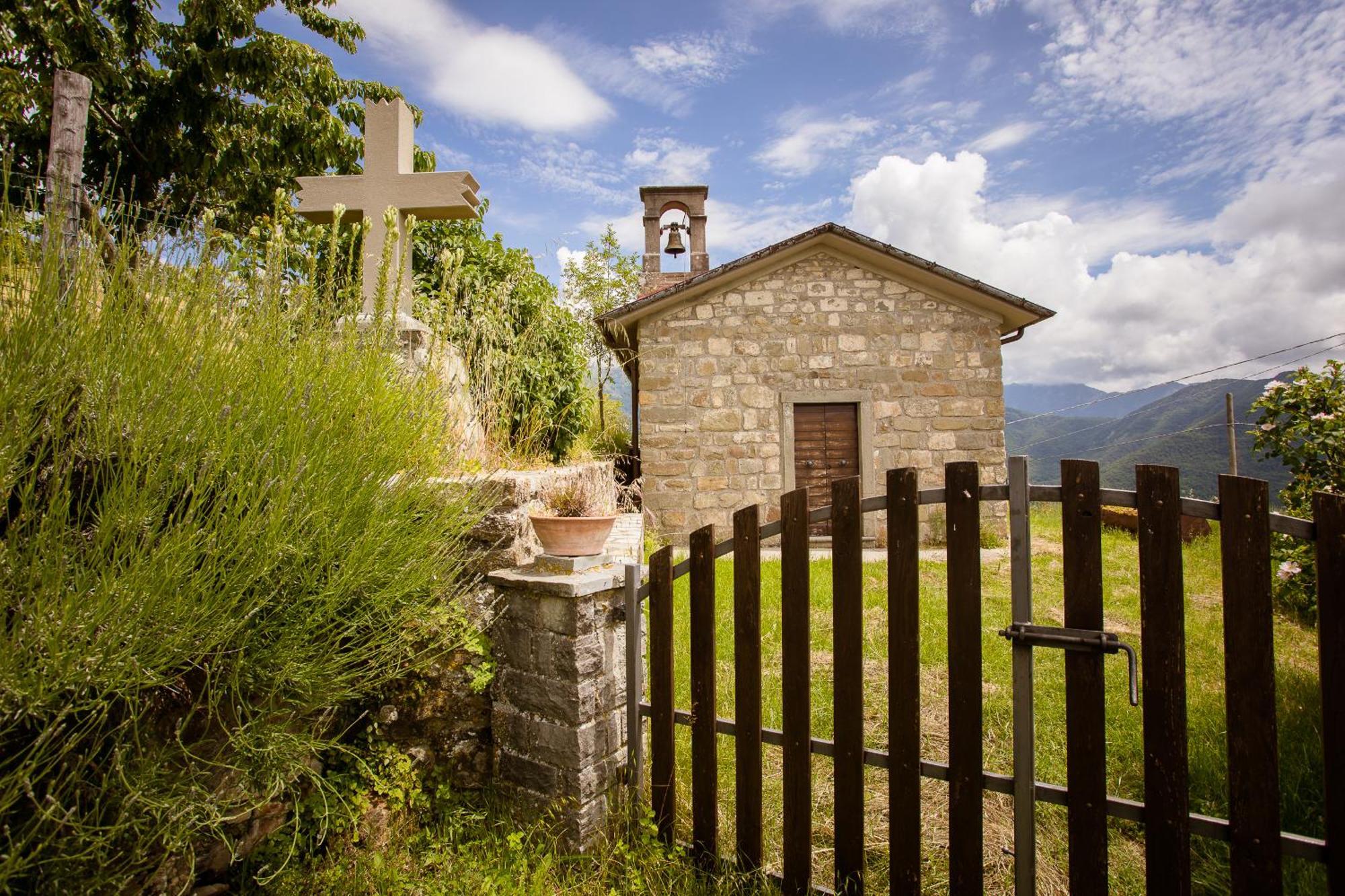 Vivi Luxury Country House Comano  Eksteriør billede